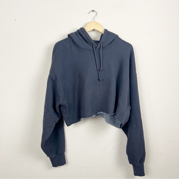 Aritzia Sweaters - Tna Cozy Fleece Gray Cropped Hoodie Size 3